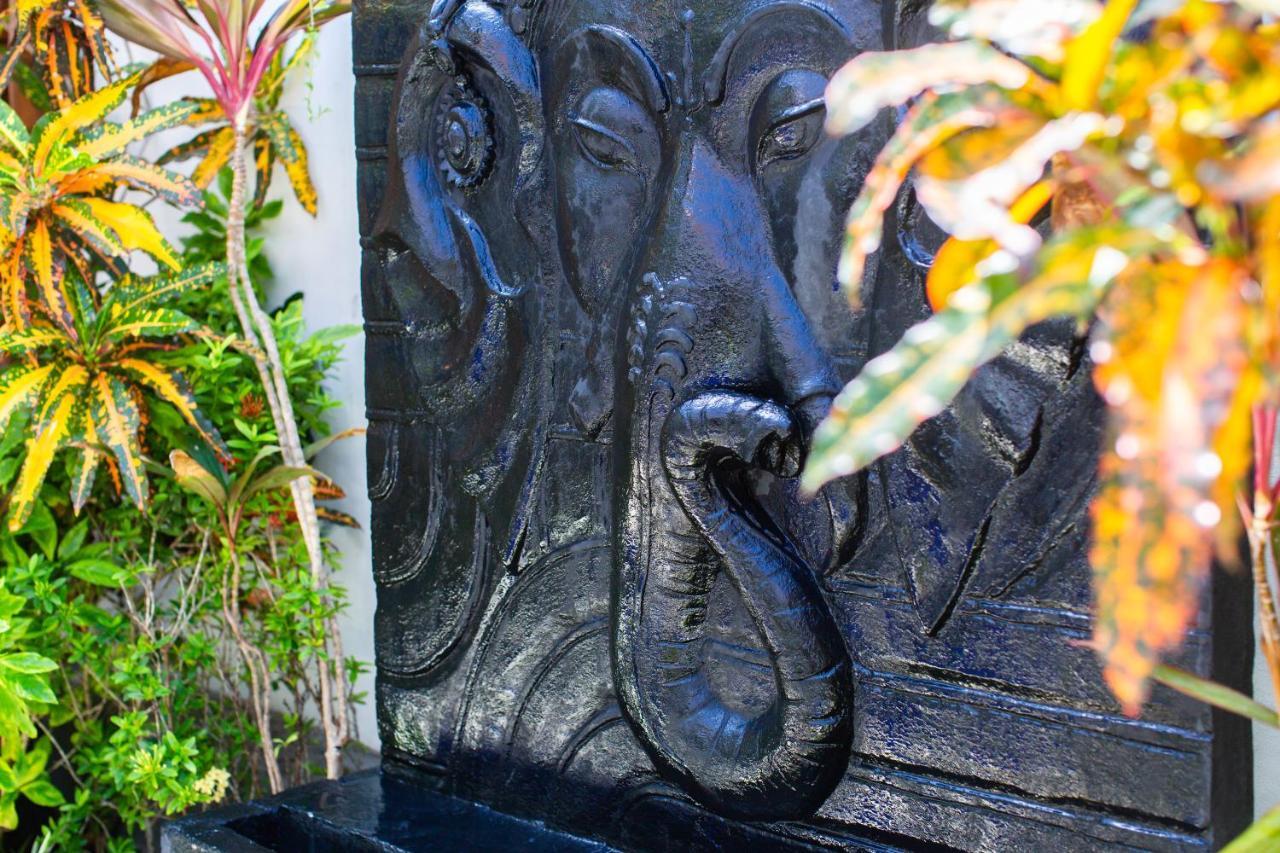 Masbro Art Villas Seminyak Exterior foto